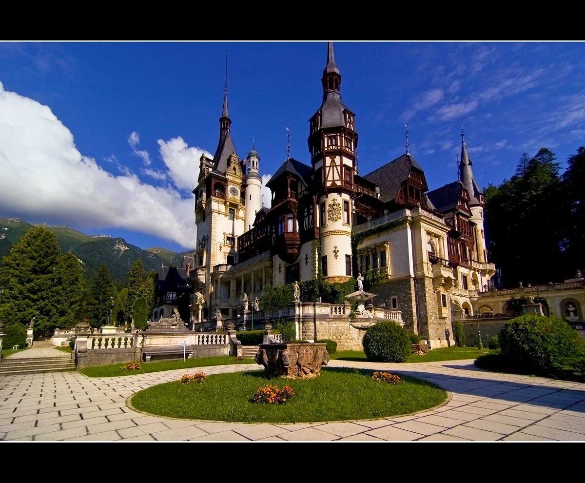 Замок Пелеш Румыния. Замок Пелеш Трансильвания. Замок Пелеш, Синая, Румыния. Дворец в Синае Румыния.