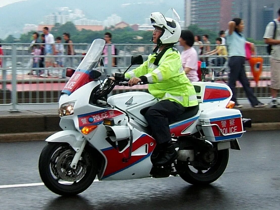 Honda VFR 800 Police. Honda VFR 800 мотобат. Honda VFR 800 полицейский. Honda VFR 800 6 поколение.