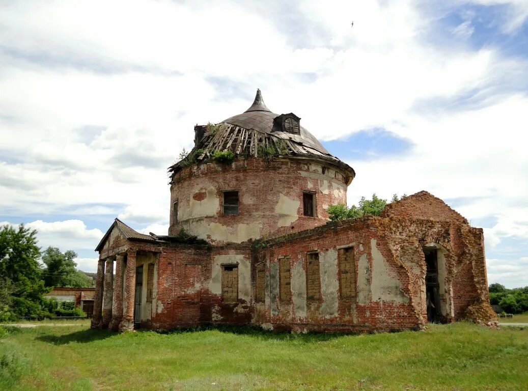 Погода никольское московской. Храм село Никольское Ульяновская область. Ульяновская область, Никольское. Церковь Николая Чудотворца. Село Никольское Кузоватовского района. Храм Никольское Кузоватовский район.