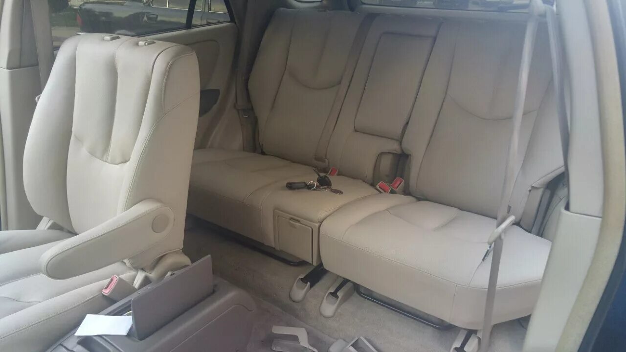 Сиденья lexus rx. Lexus RX 300 2001 Interior Trunk. Лексус rx300 сиденья. Заднее сиденье Лексус РХ 330. Lexus rx300 2 поколение сиденья.