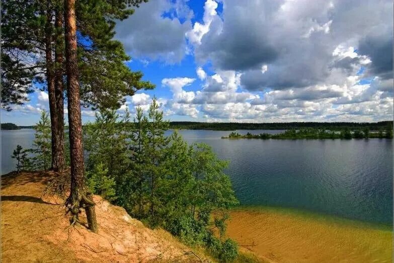 Мга малуксы. Озеро Малукса Ленинградская область. Озеро Малукса Ленинградская. Малукса карьеры Ленинградская. Озеро Малукса Кировский район.