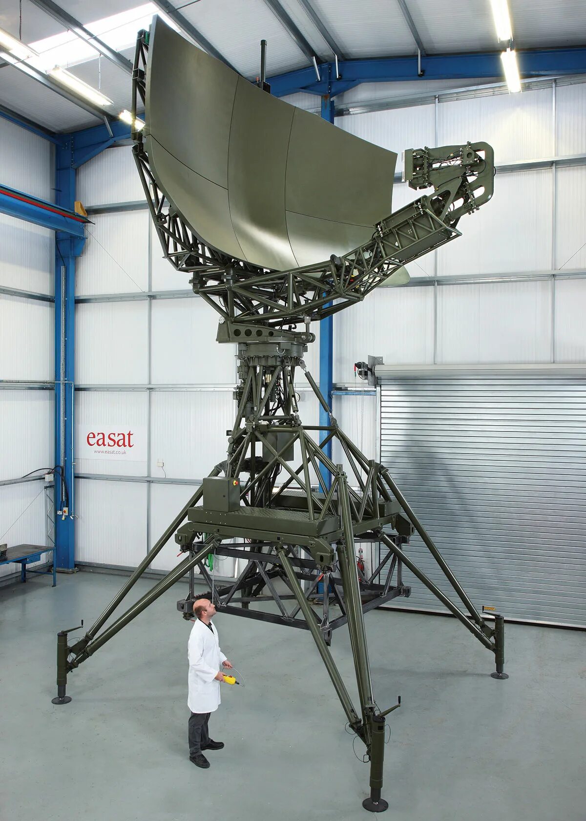 Radar antenna. Radar-antenna tmt3103265. 9800 радар. radar sochizi.