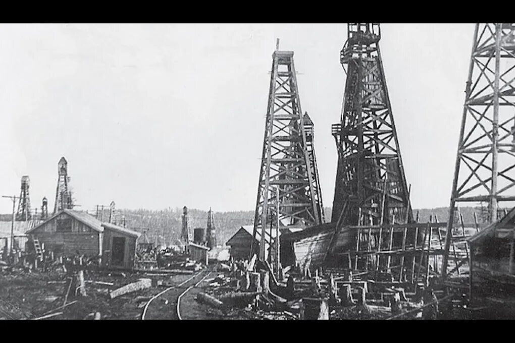 Охинский нефтепромысел. Месторождение катангли. Охинский нефтепромысел 1930-е. Первая нефтяная вышка на сахалине. Г оха сахалин.