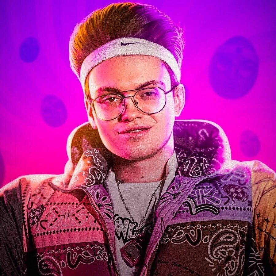 Типа ютубер