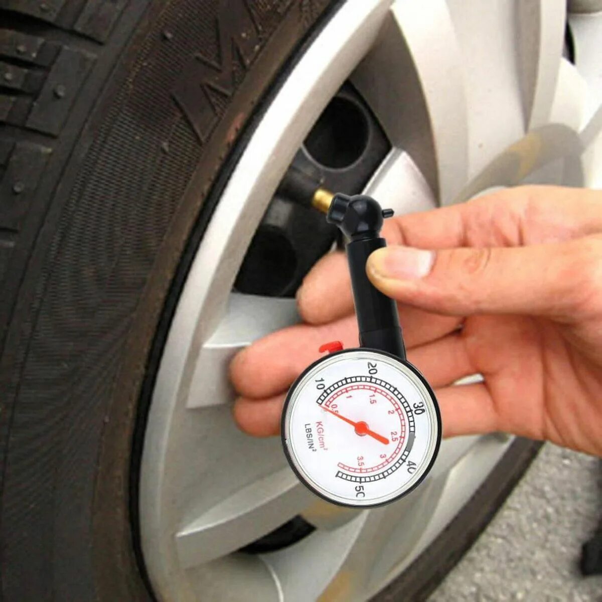 Манометр автомобильный Tire Pressure Gauge. Tire Gauge манометр. Манометр 502 (грузовой) Tire Gauge. Измеритель давления в шинах мотоцикла Ява 250.