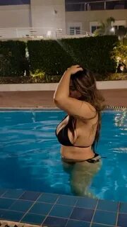 Syyedah1's tweet video. 