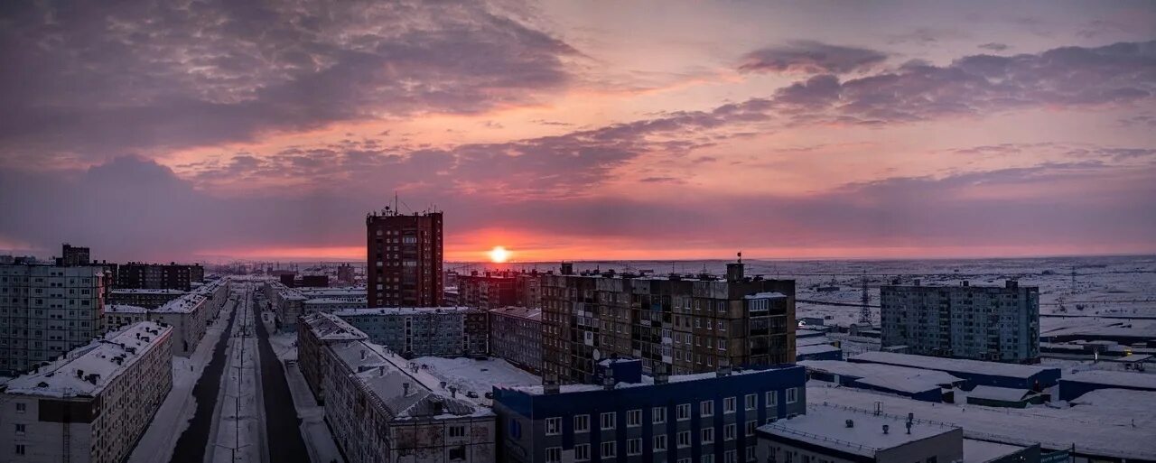 Площадь металлургов норильск. Г норильск 19. Норильск молодежный проезд 19а. Норильск вид с воздуха. Ленинградская 19 норильск.