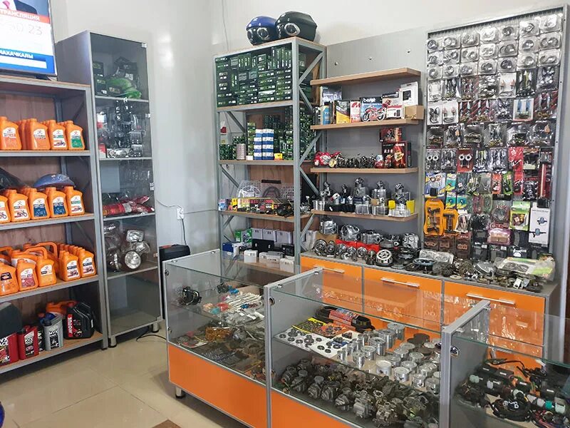 Мотосалон. Мотомагазин в сокольниках. Мотосалон внутри. Мотомагазин томск. Мотомагазин.