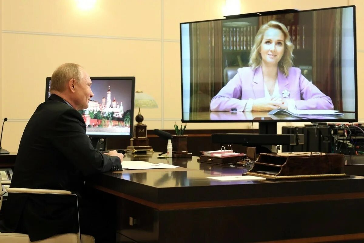 Уполномоченная по правам ребенка при президенте рф львова-белова. Омбудсмена львовой беловой. Уполномоченный по правам ребенка в рф львова-белова. Львова-белова, мария алексеевна уполномоченный. Львова белова уполномоченный по правам ребенка.