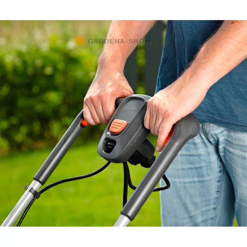 Электрическая гардена. Газонокосилка gardena powermax 1200/32. электрическая газонокосилка gardena powermax 1200/32 05032-20.000.00 аналог. 5032 gardena. gardena 32 e5032.