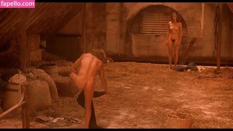 Jenny Agutter / jennyagutternews Nude Leaked Photo #2 - Fapello.