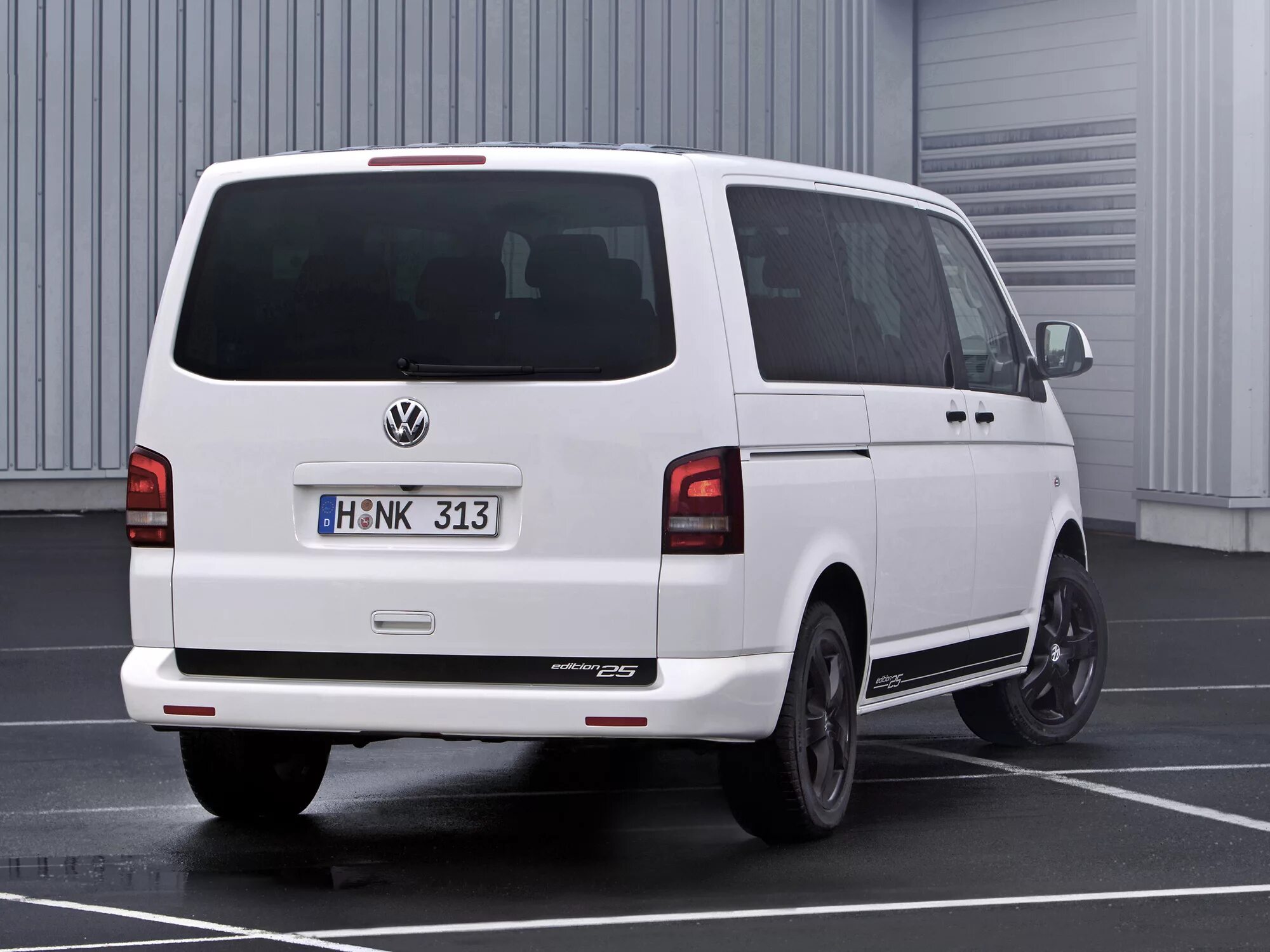 Минивэн Фольксваген т5. Volkswagen Мультивен t5. Volkswagen Multivan t5 Рестайлинг. Multivan Edition 25.