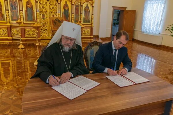 Рязань епархия сайт. Рязанская митрополия. Новый глава Рязанской епархии. Духовенство Рязанской епархии праздник в Анемнясево. Рязанская епархия логотип.