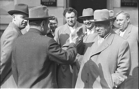 Апрель 1960