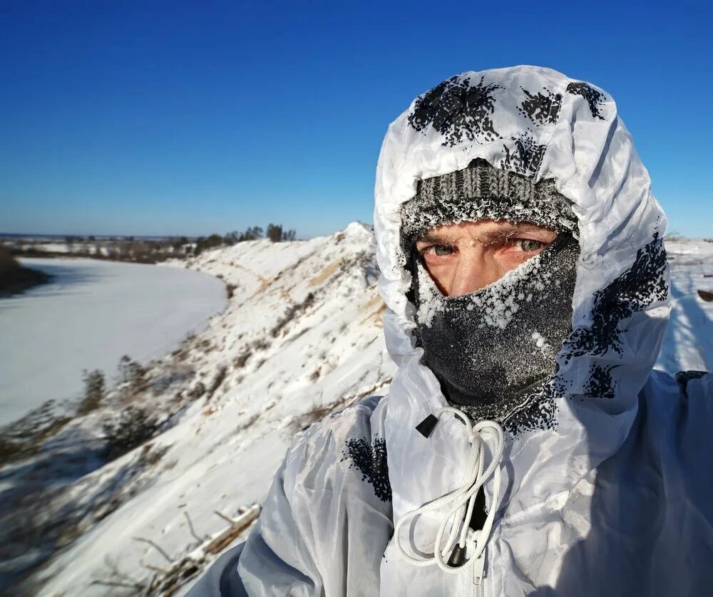 Застыли какое лицо. Замерзшее лицо.