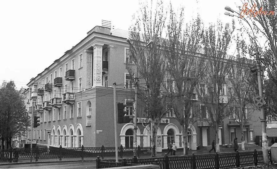 Евгения макеевка. Макеевка 46. Школа 46 ясиновка. Макеевка улица ленина 140. , 46/22, макеевка.