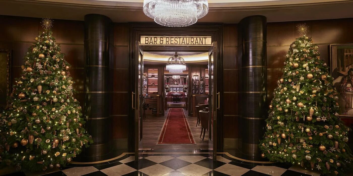 рождество в отеле холли дэй 2023