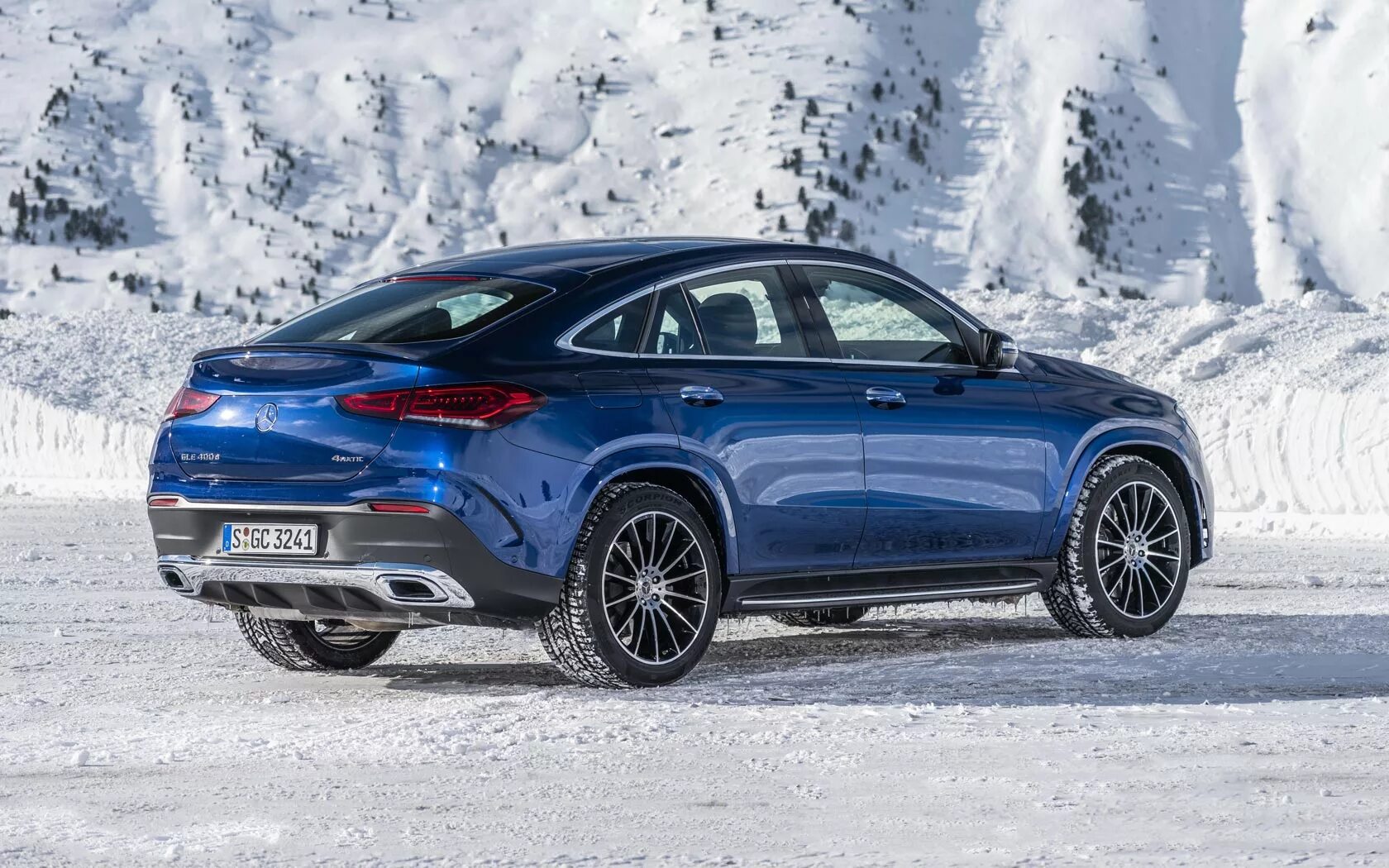 Купить gle купе мерседес. Мерседес GLE Coupe 2020. Новый Мерседес 2020 GLE Coupe. Мерседес GLA Coupe 2020. Мерседес gl Coupe 2020.