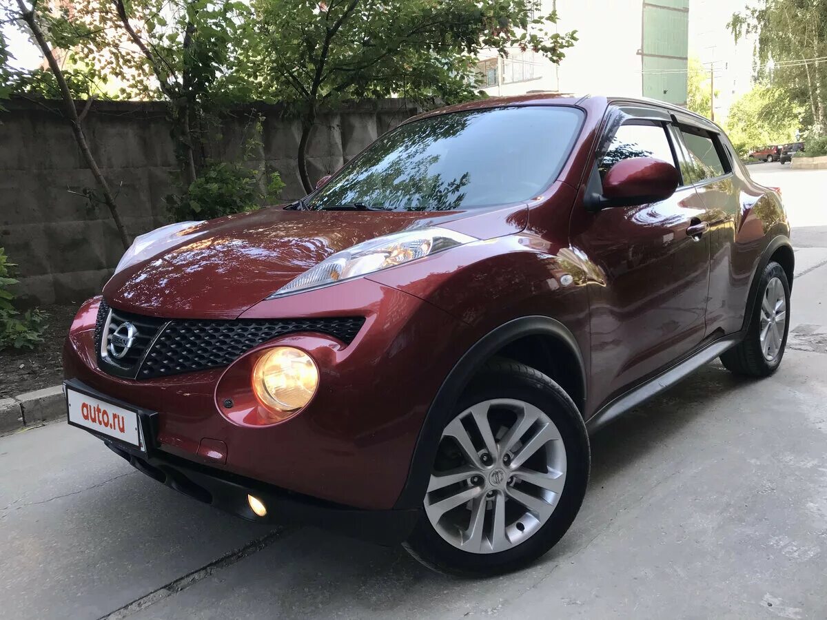 Куплю ниссан авито спб. Ниссан Жук 5 дверный. Nissan Juke 2013. Ниссан Джук 2012 года. Ниссан Джук 2012 1.6.