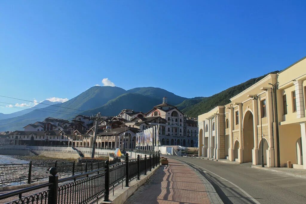 Озерная 20 красная поляна россия. Горки город 950. Горки город находка. Город горки работы. Горки город могилевская.