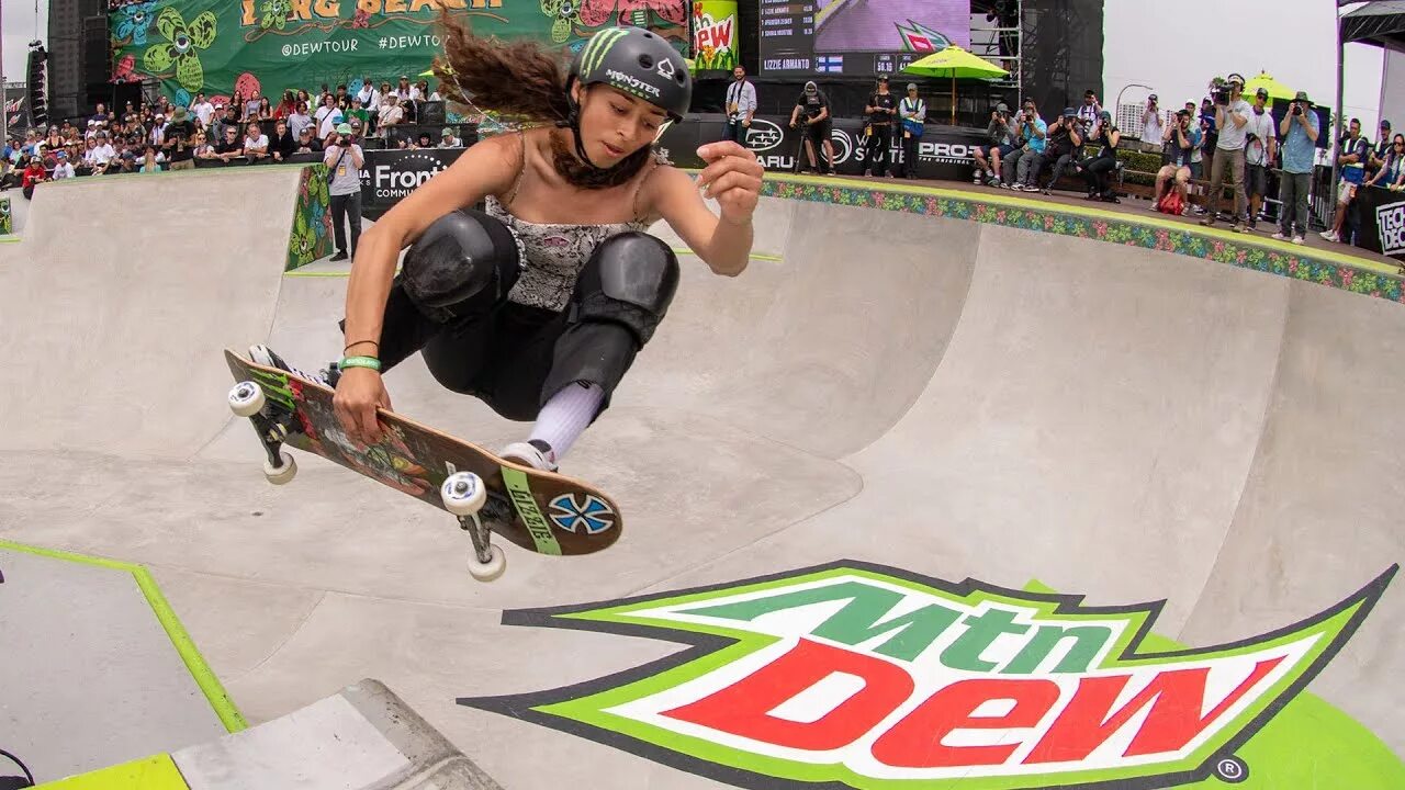 Lizzie Armanto. Стрит скейтбординг. Парк парни Mountain Dew Tour. Борд Дью.