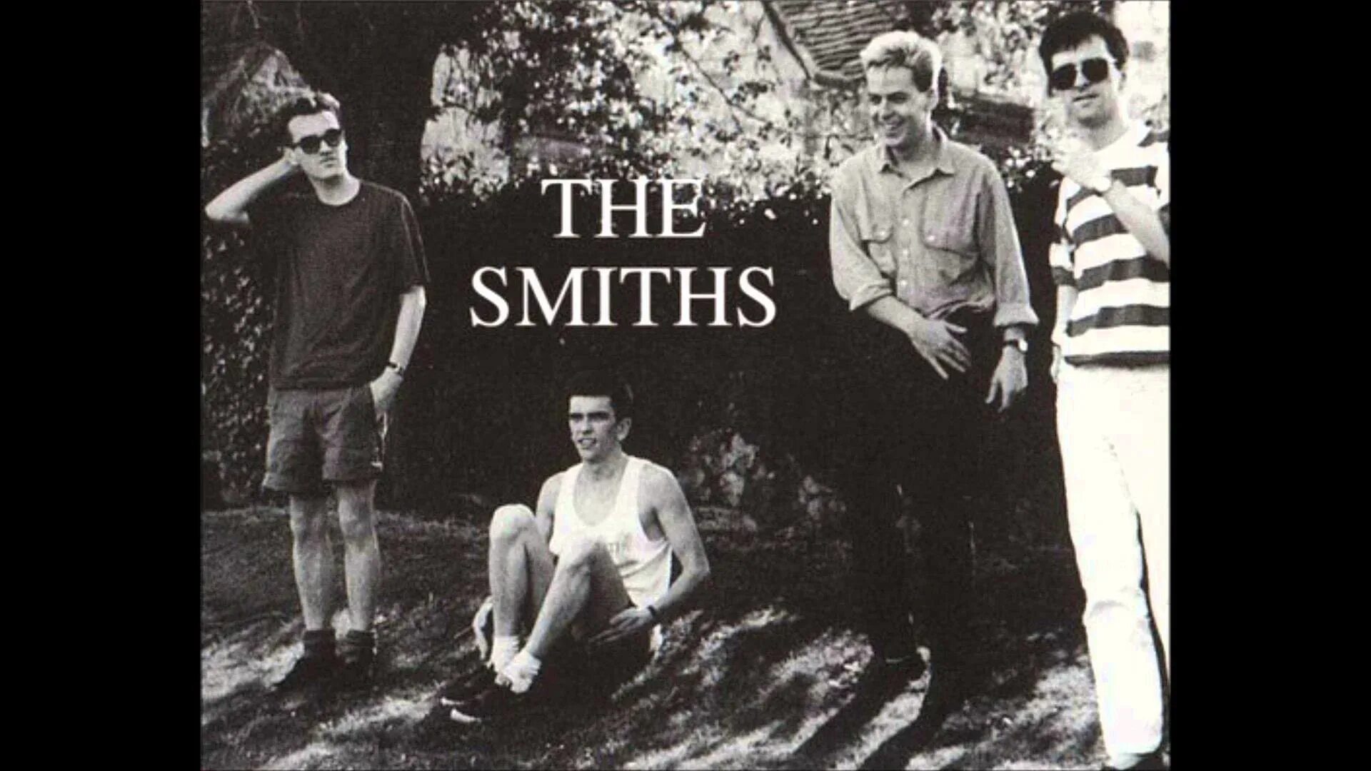 The smiths old house. Группа the smiths. the smiths альбомы. группа the smiths обложка. the smiths обои.