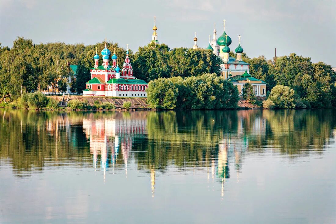 Угличский Кремль Углич. Угличский Кремль достопримечательности Углича. Город Углич на Волге. Древний Кремль Углич.