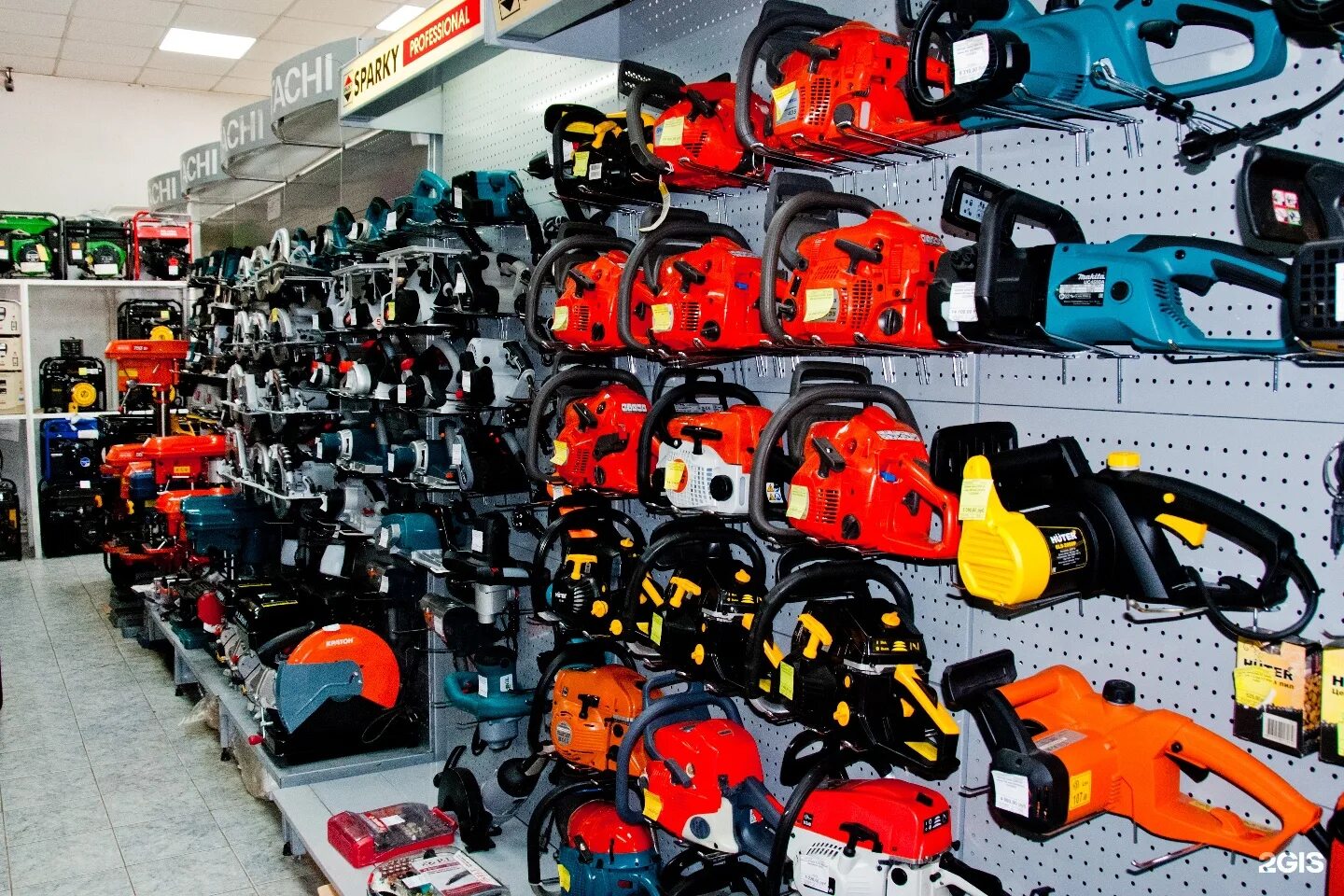 мир инструмента красноярск. все инструменты в красноярске. оборудование для гаража. гаро инструмент красноярск. ру.