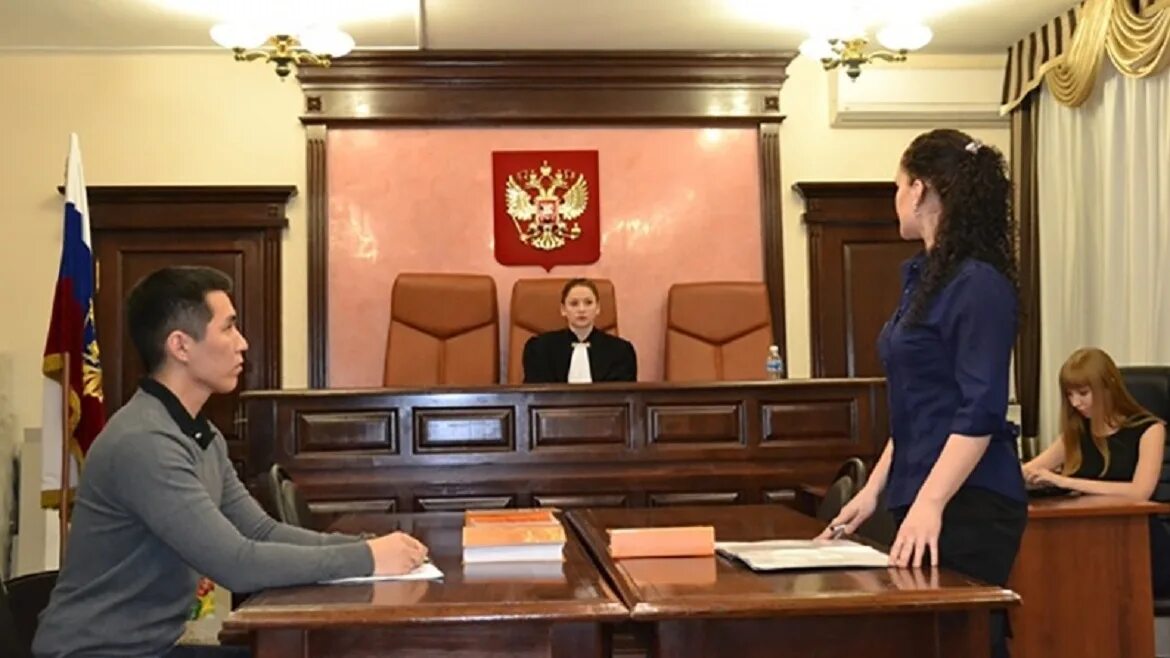 В разбирательстве выступать в