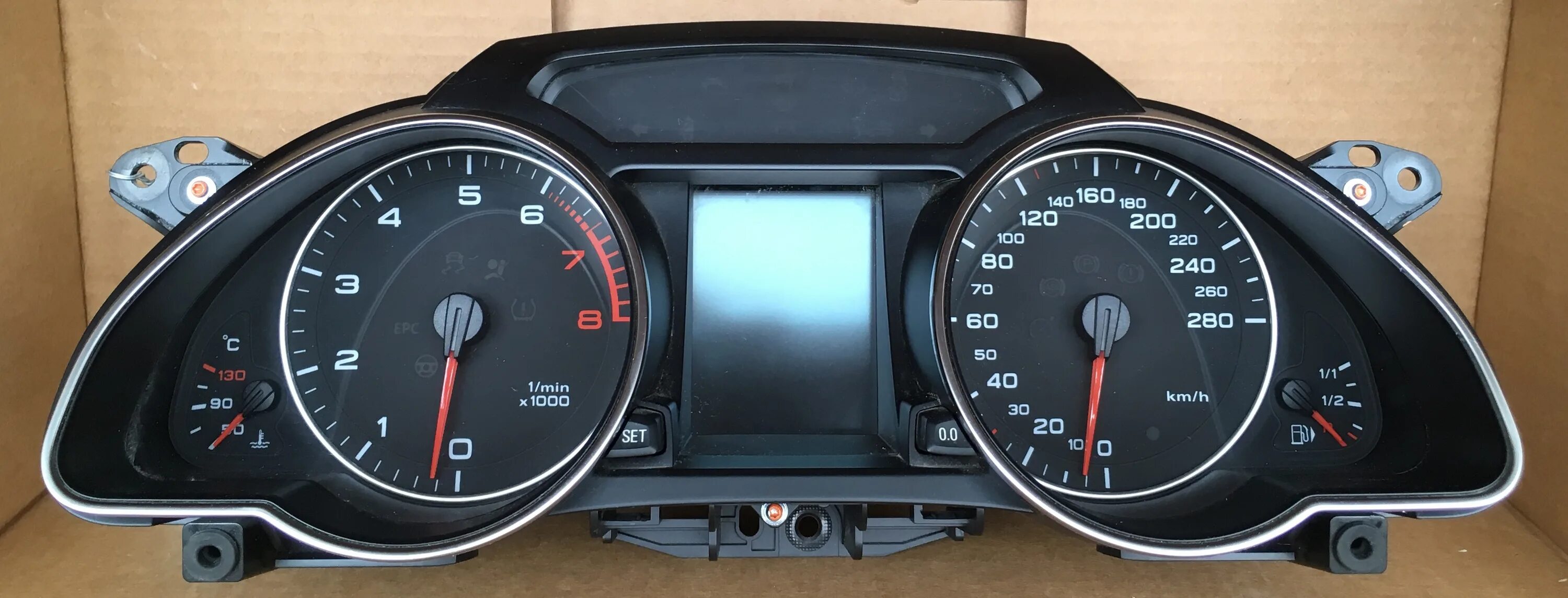 Audi a3 8p instrument Cluster. 4f0920983h. Audi v8 instrument Cluster. Нетрадиционный Cluster в автомобиле.