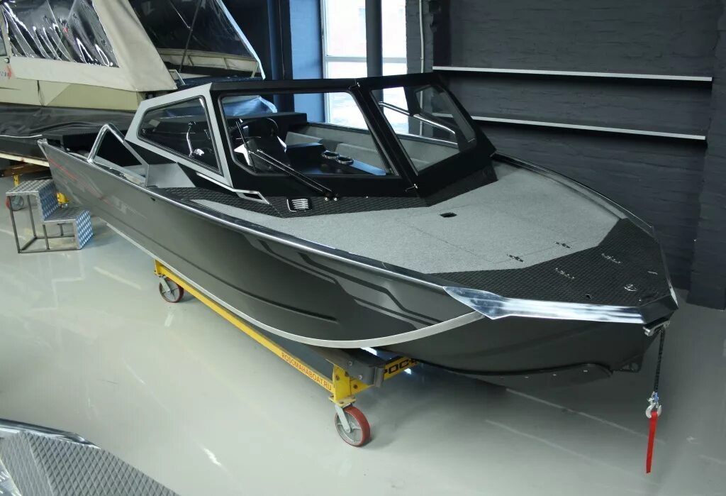 катер росомаха r5100св. лодки росомаха. алюминиевая моторная лодка росомаха r5100в. лодки росомаха. катер алюминиевый росомаха r6000s.