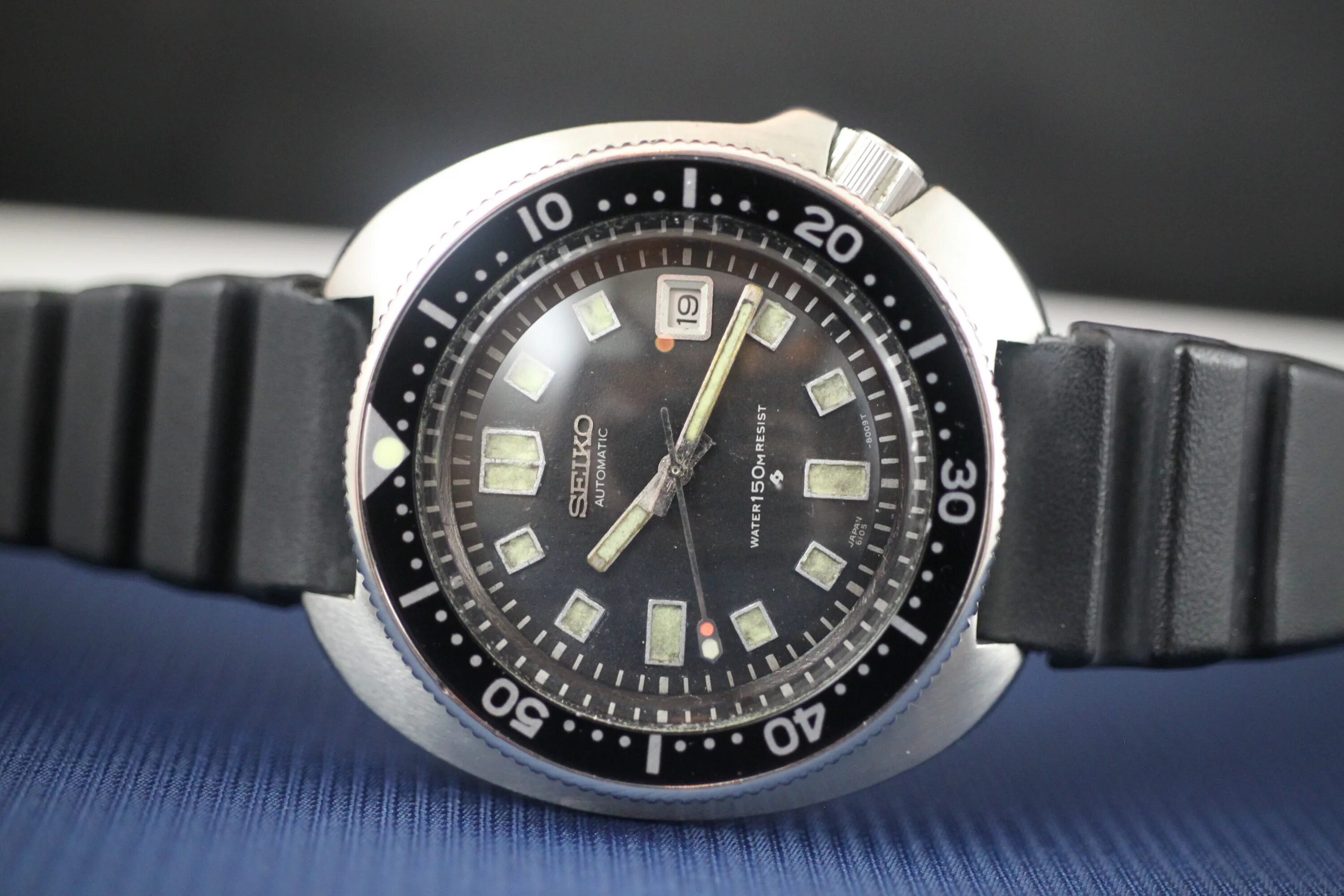 Оригинал часов сейко. Seiko Prospex Captain Willard. Seiko 6105-8110 Willard. Seiko Prospex "Willard". Seiko 6105 Captain Willard.