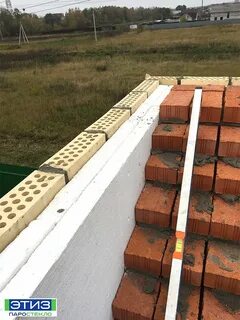 Между блоков