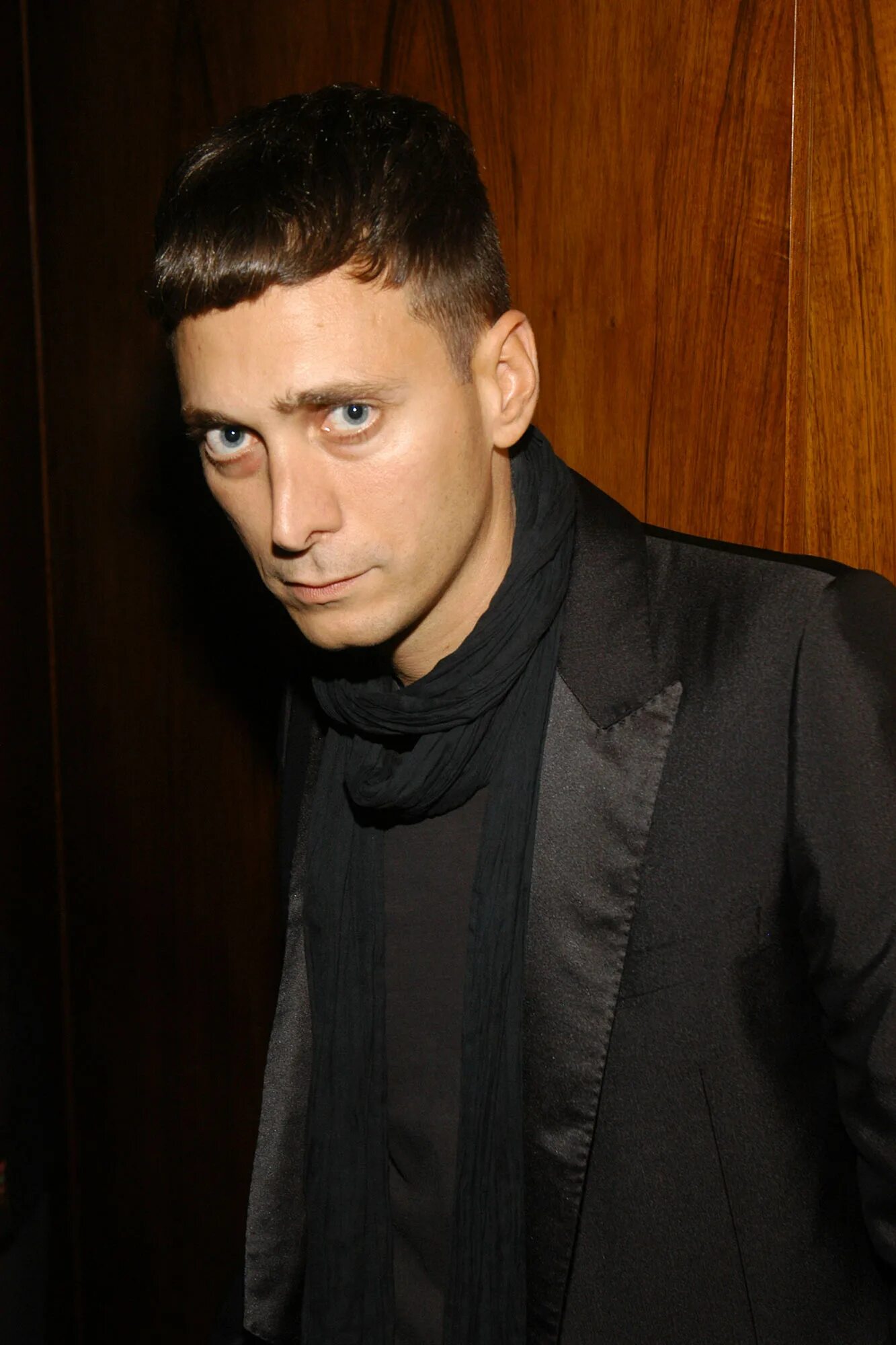 Slimane евровидение. "slimane" && ( исполнитель | группа | музыка | music | band | artist ) && (фото | photo). Dior hedi slimane. Слушать слиман. Slimane дочь.