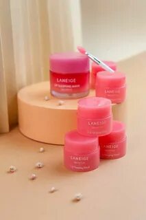 Lip sleeping mask