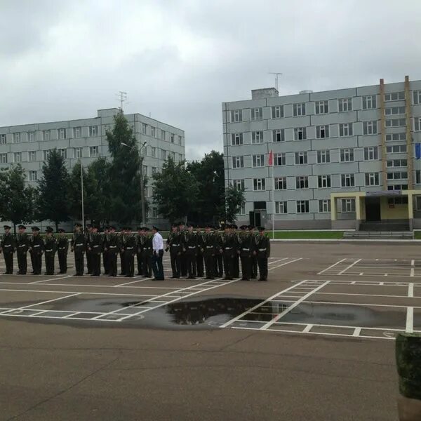 Плац 21 омбср. Танковый плац. Строевой плац (строевая площадка). Плац. Танковый плац.
