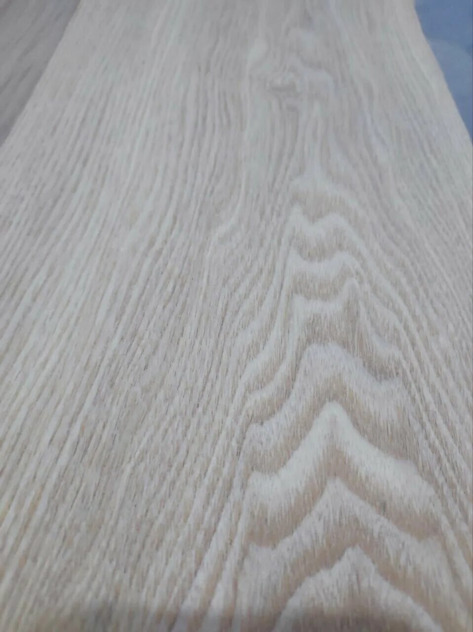 шпон ясень дальневосточный тангенциальный. шпонированный ясень. шпон ясеня тангенциальный. шпон ясень дальневосточный тангенциальный. шпон дуба тангенциальный.