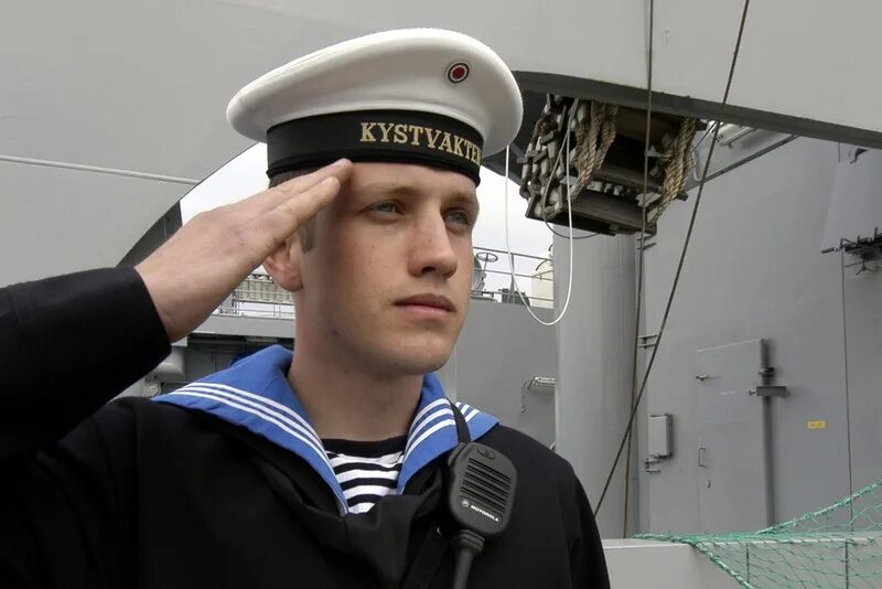 Моряки на корабле. Финские моряки. Современный моряк. Моряки России.