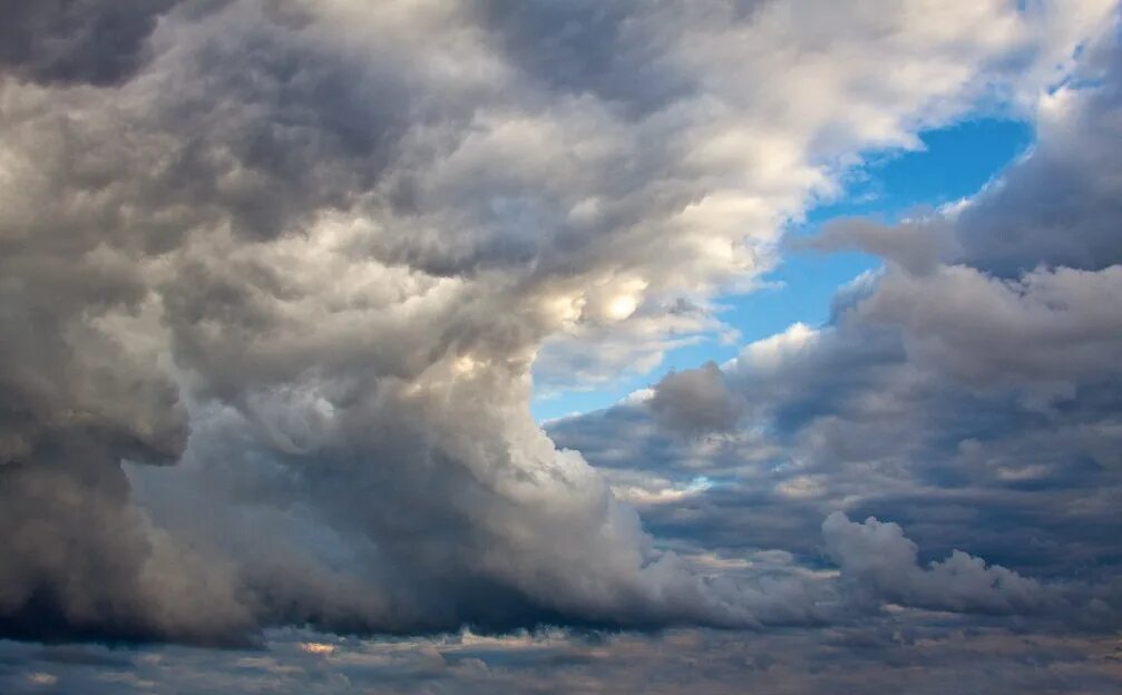 циклон вид из космоса. схема глабальноц церкульяции отмосыеов. типы погодных фронтов. воздушные массы презентация. воздушных атмосферных масс.