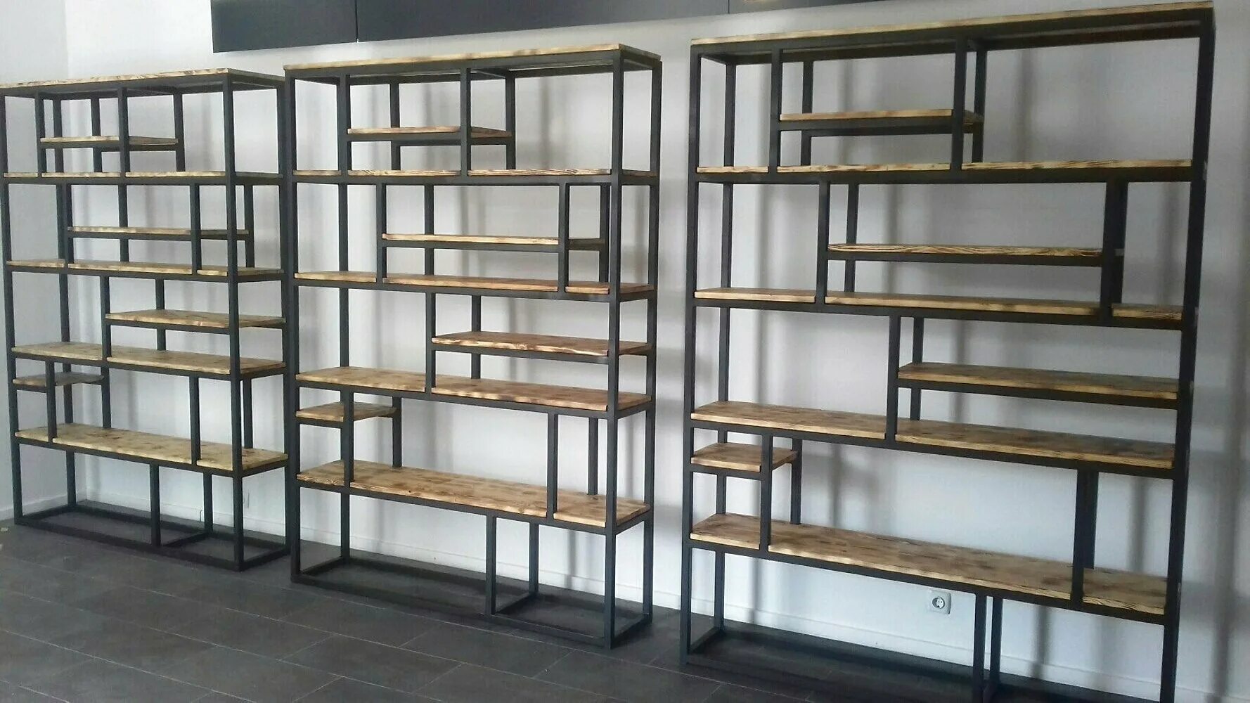 Полка лофт из профильной трубы. Дуб артисан стеллаж лофт. Полка лофт из профильной трубы. Стеллаж из профильной трубы 20х20 лофт для myskin. Стеллаж лофт 22.