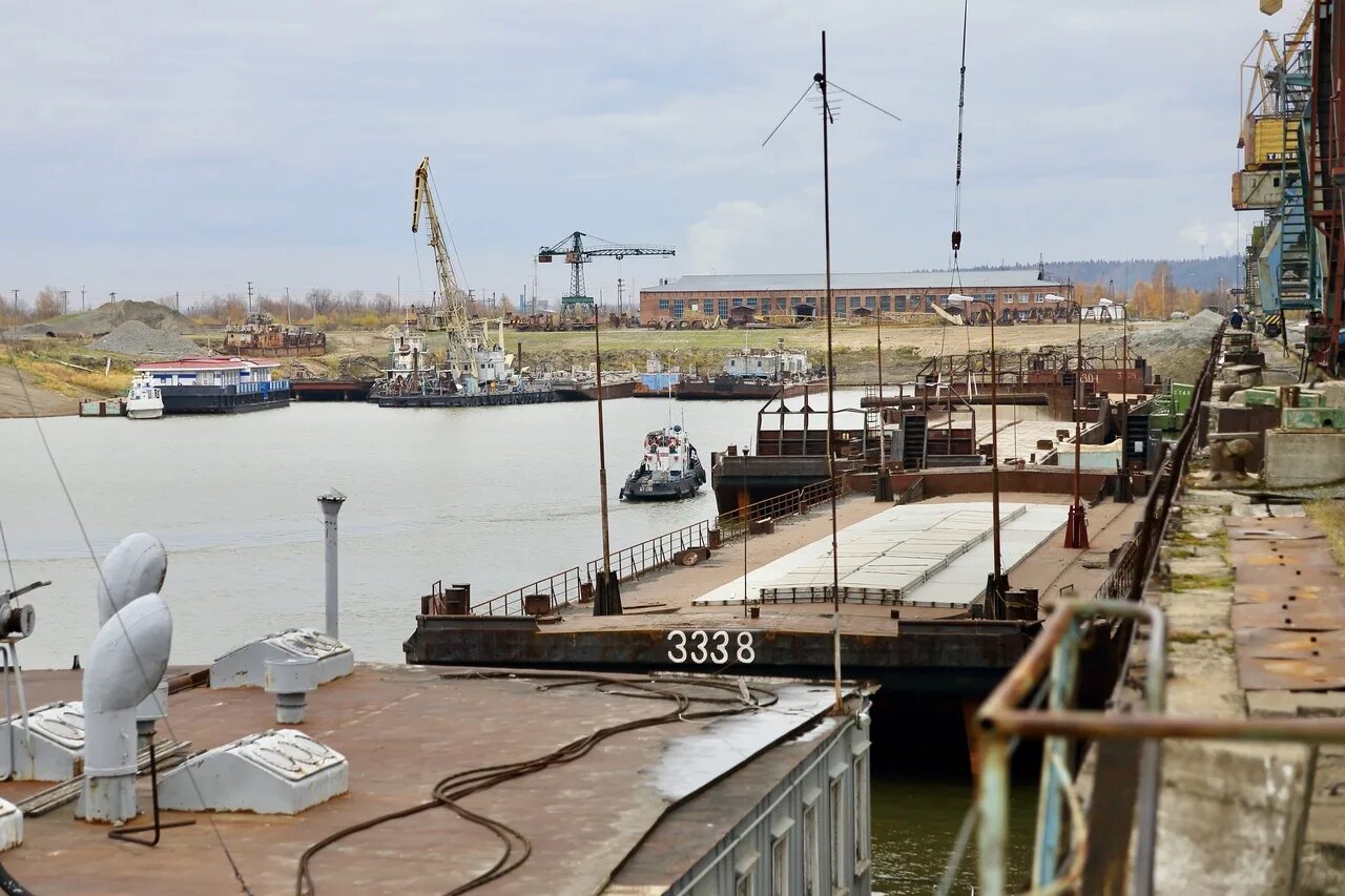 Тобольский речной порт. Оао "тобольский речной порт". Тобольский речной порт. Речной порт тобольск. Речпорт тобольск.