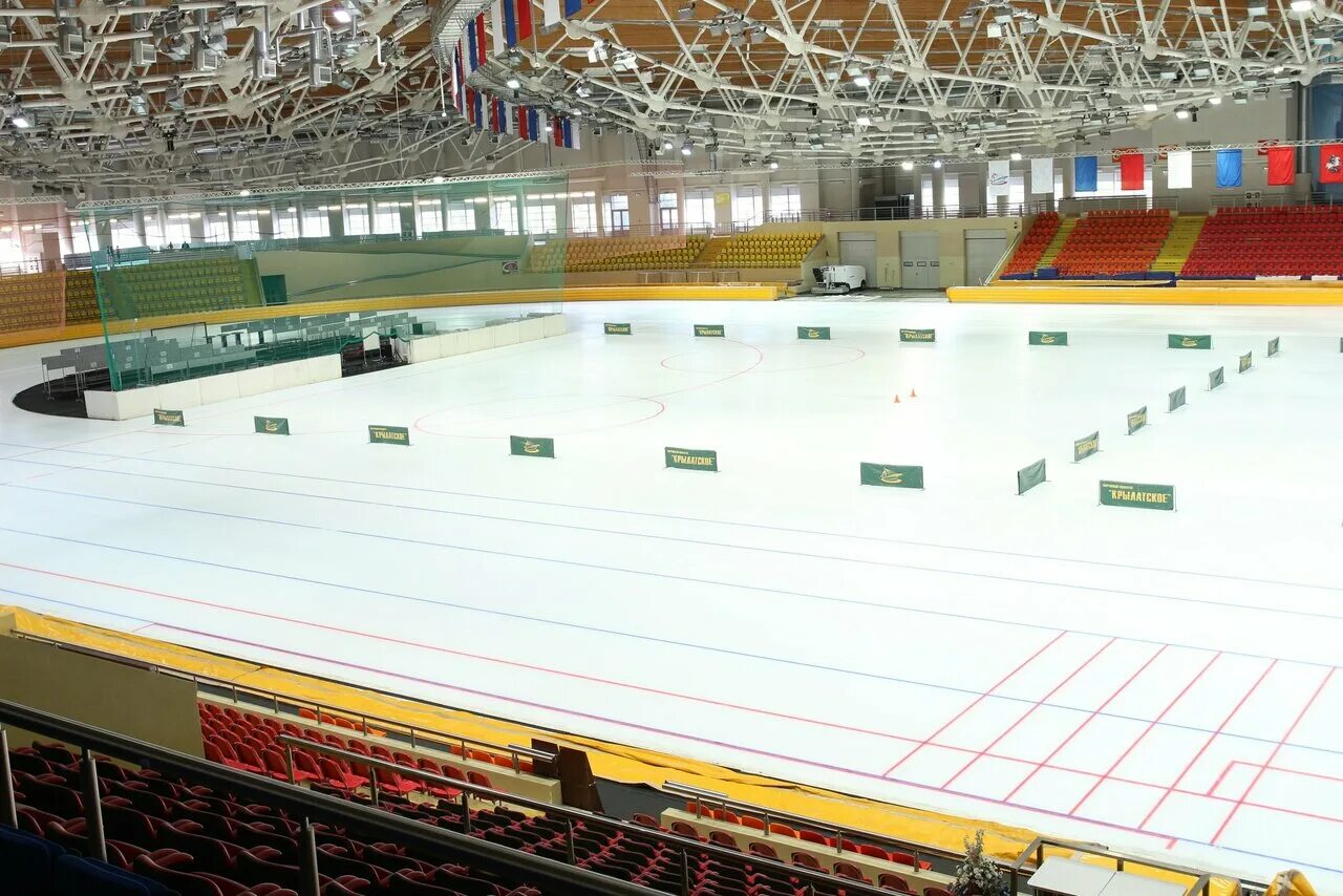 Дворец ледового спорта, каток «крылатское». Спорткомплекс каток. Спорткомплекс каток. Спорткомплекс булакина абакан. Фок арена гатчина.