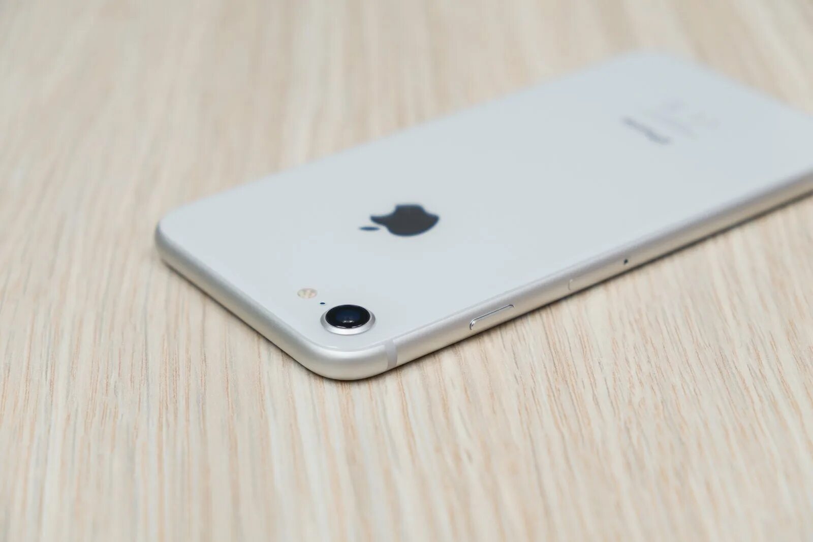 Айфон 8 ампер. Iphone 8. iphone 8 white. айфон 8 64 гб. айфон 8 серебристый.