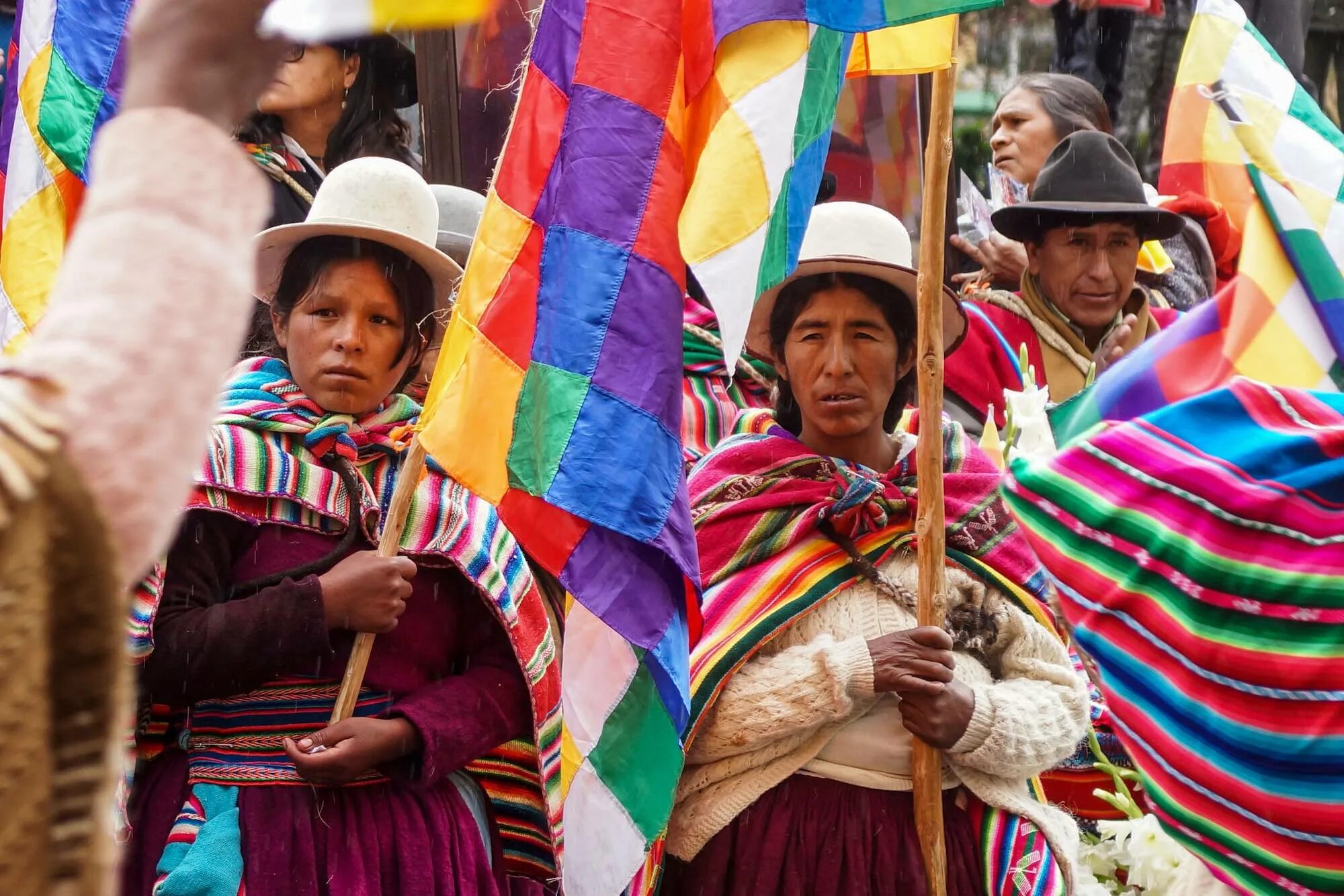 Аймара народ Южной Америки. Индейцы аймара в Южной Америке. Народы Южной Америки боливийцы. Индейцы племени аймара.