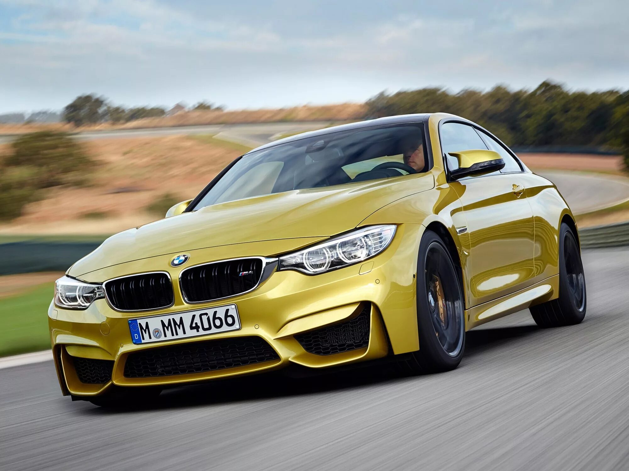 Bmw m4 coupe. BMW m4 Coupe f82. BMW m4 f82 2014. БМВ м4 2004.