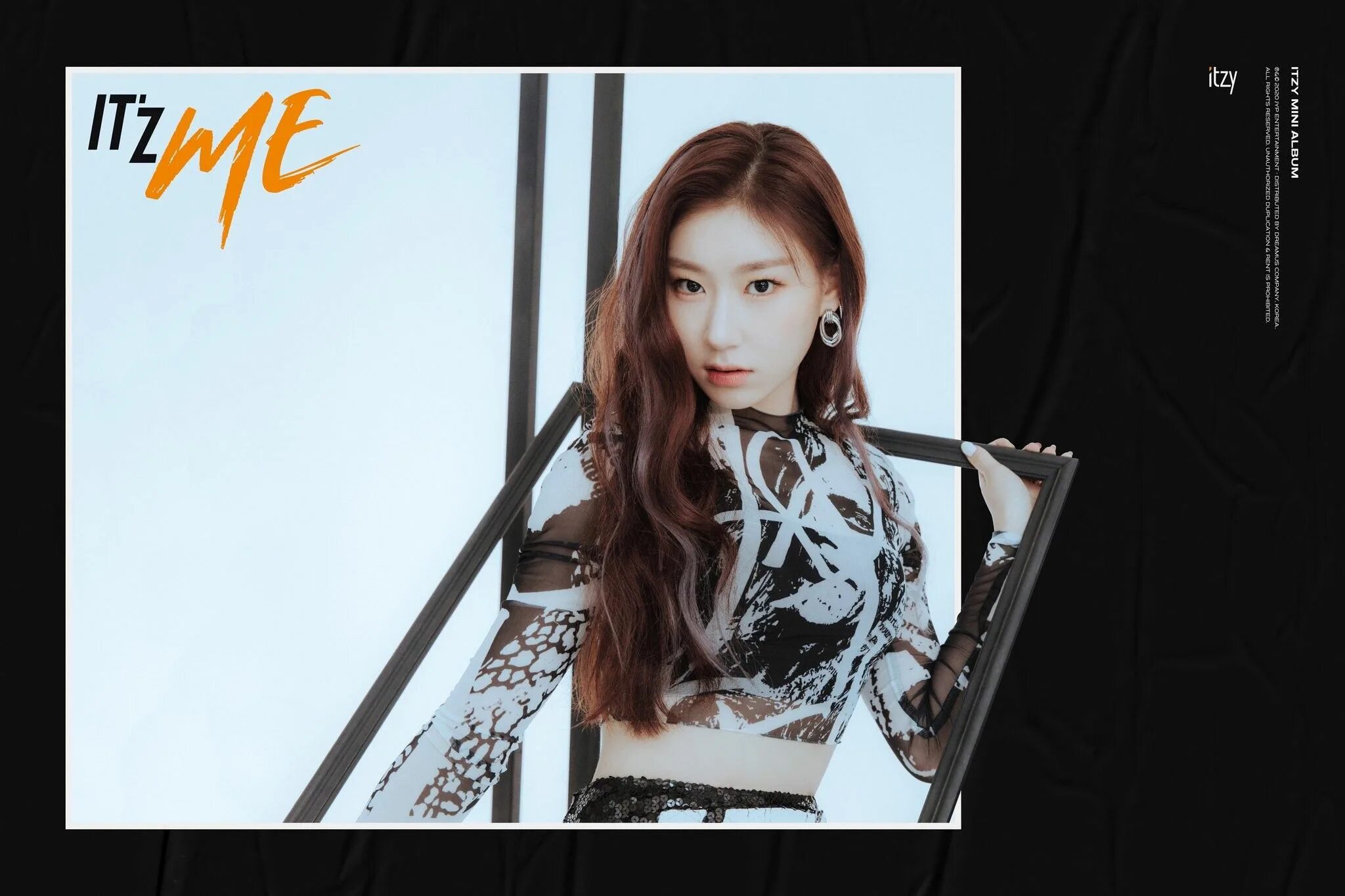 Itzy who. Itzy chaeryeong. itzy chaeryeong 2025. itzy chaeryeong 2025. итзи кпоп.