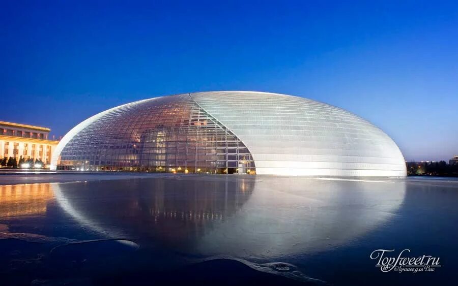 национальный театр (пекин, китай). национальный театр исполнительских искусств. оперный театр в пекине. пекин, китай. оперный театр в пекине.