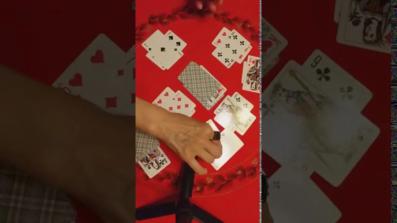 Гадания цыганское крестовые король. Цыганские игральные карты. Гадания цыганское крестовые король. Расклад на крестового короля и червовую даму. Гадания цыганское крестовые король.
