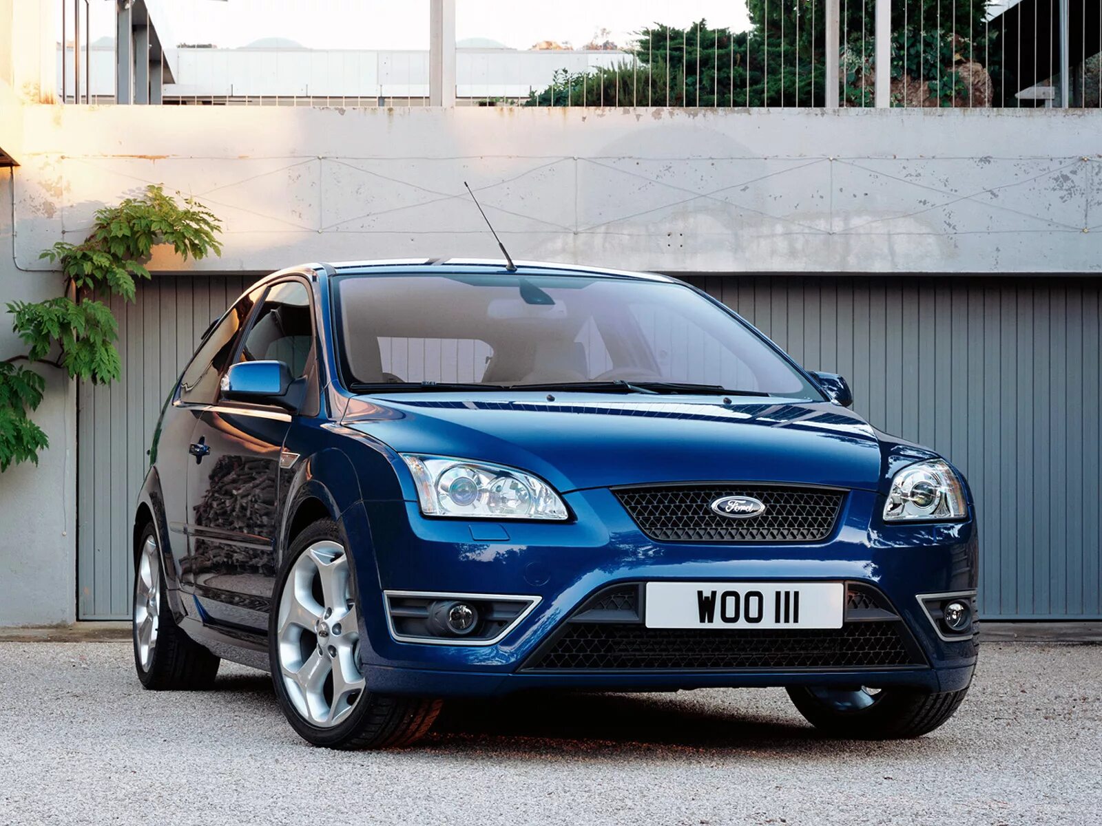 Focus 2 listening. 5. форд фокус 2 поколение рестайлинг. Ford focus 2 хэтчбек restailing. Ford focus 2 хэтчбек.