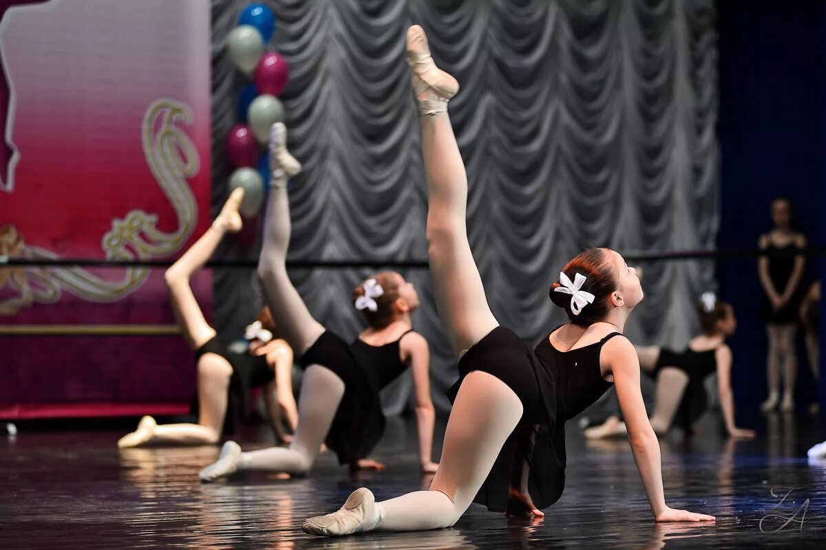 клуб аэробики грация. армянск цкид. центр детского и юношеского творчества армянск. грация художественная гимнастика михайловка. выпускной армянск.